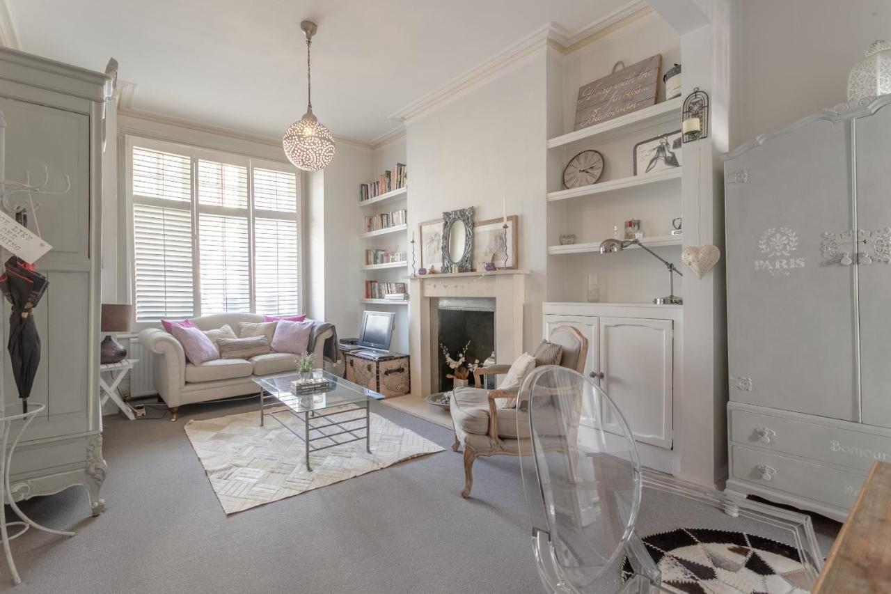 Stylish 1 Bed Apartment Near Battersea Park Londra Dış mekan fotoğraf